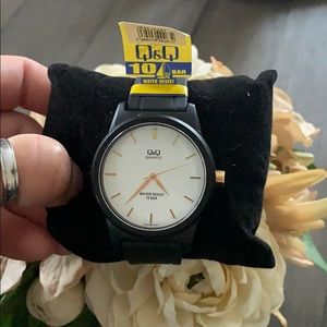 Q&Q men watch
